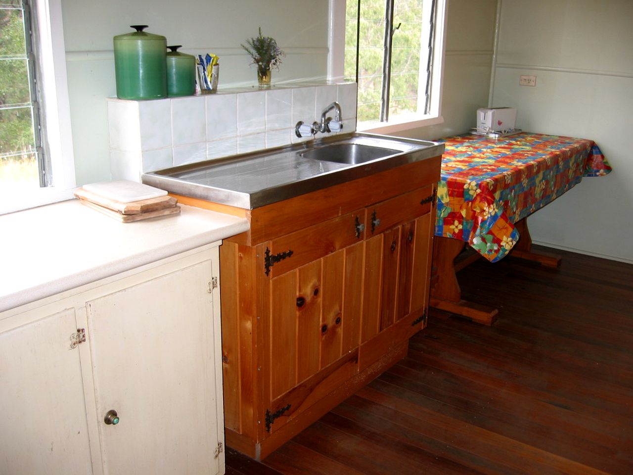 Charming Cabin with Kitchenette, Perfect for a Hiking Tripe to Queen Mary Falls in Barney, Queensland