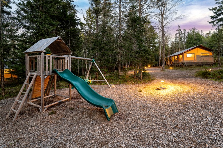 Safari Tents (United States of America, Bar Harbor, Maine)