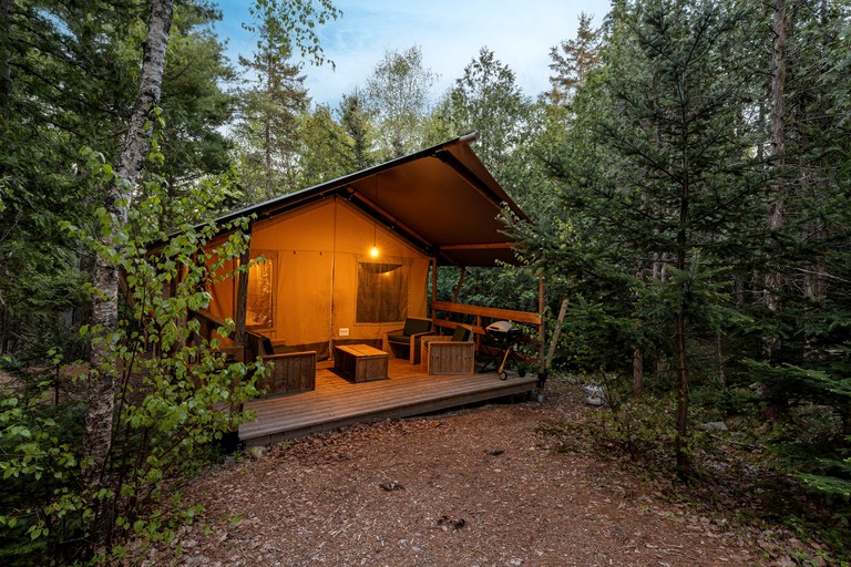 Safari Tents (United States of America, Bar Harbor, Maine)