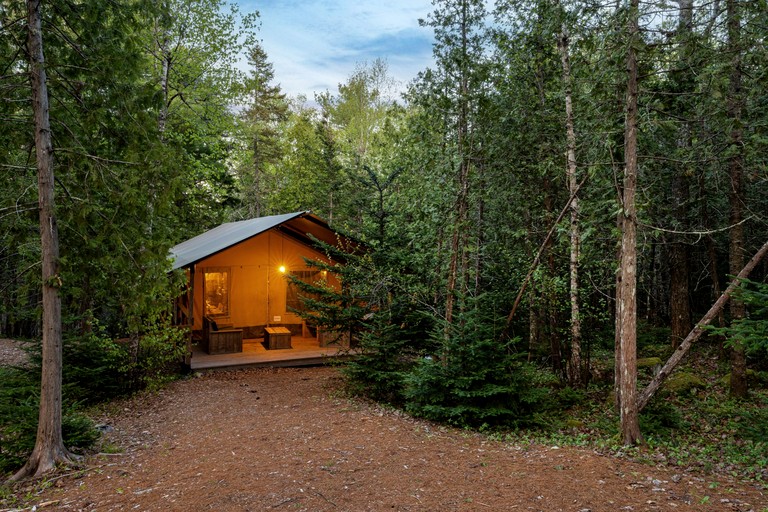 Safari Tents (United States of America, Bar Harbor, Maine)