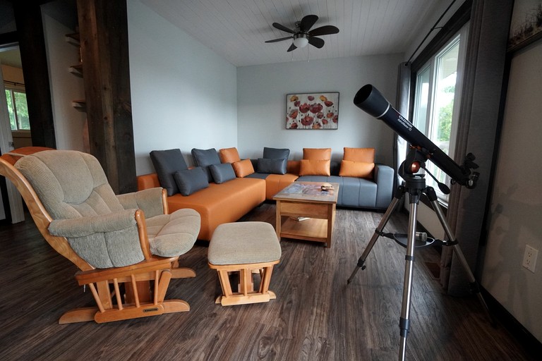 Cottages (Canada, Combermere, Ontario)