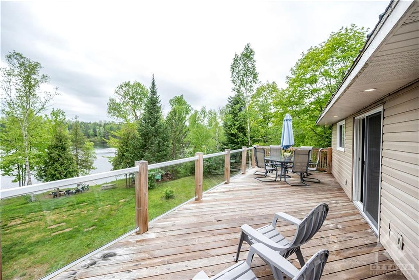 Cottages (Canada, Combermere, Ontario)