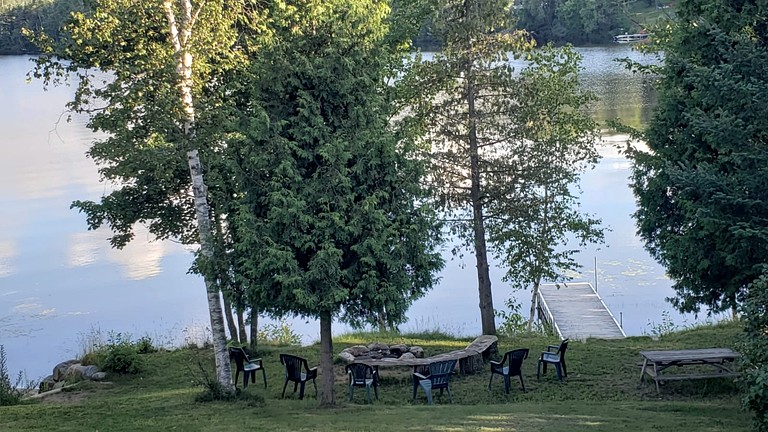 Cottages (Canada, Combermere, Ontario)