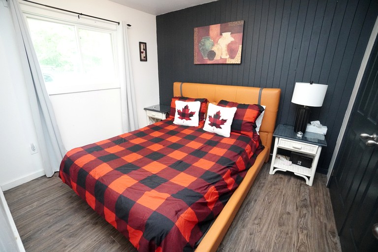 Cottages (Canada, Combermere, Ontario)