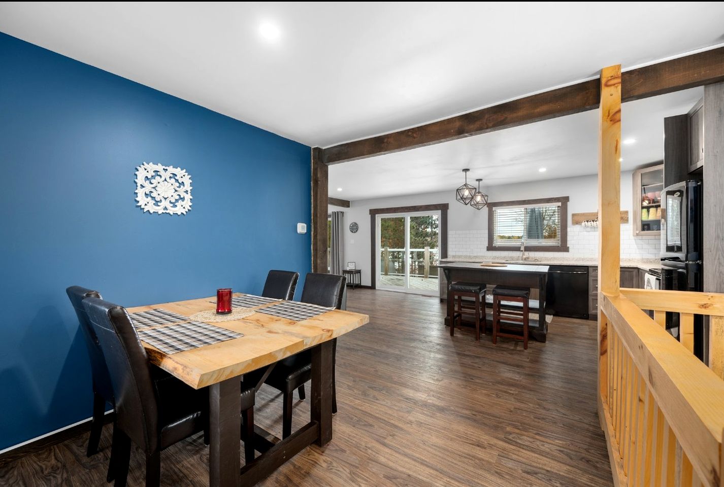 Cozy Lakeside Cottage with Fire Pit in Combermere, Ontario