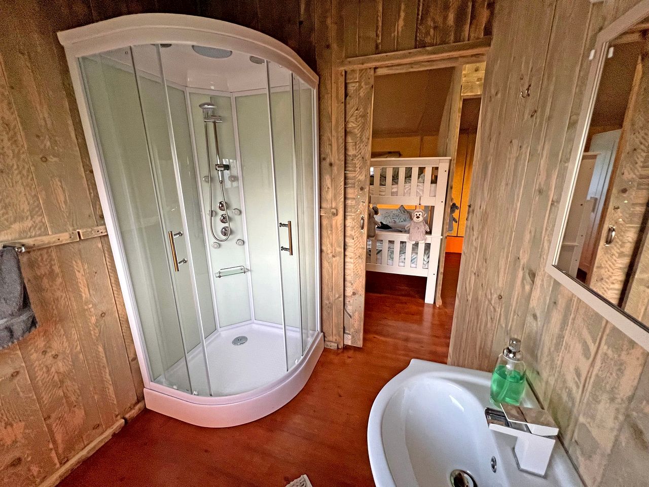 Beara Lodge Glamping