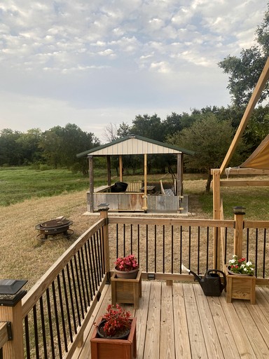 Safari Tents (United States of America, Lone Oak, Texas)