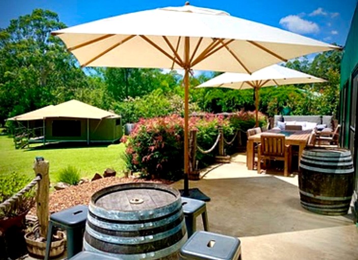 Safari Tents (Australia, --, --)