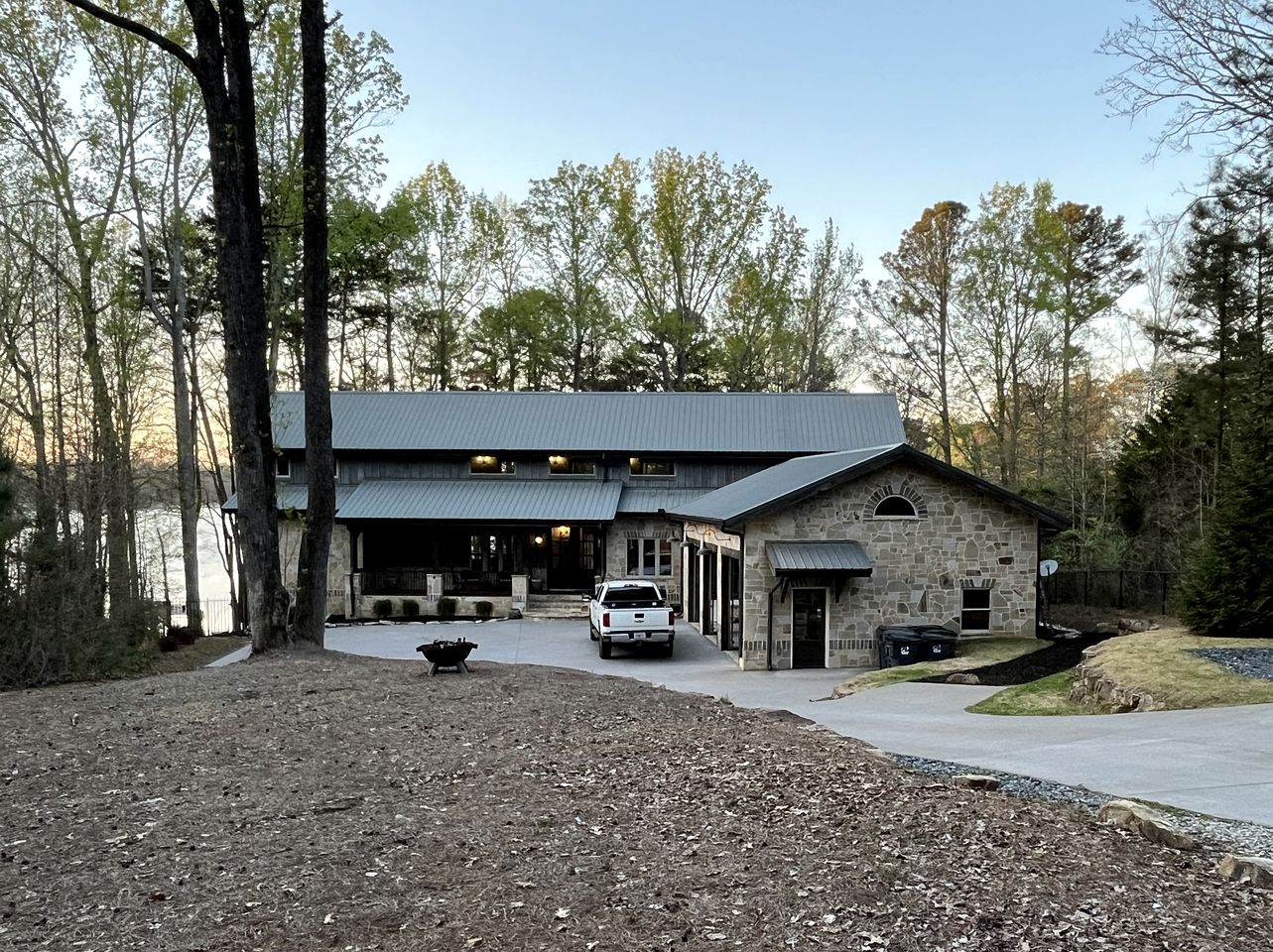 Incredible Lakeside Vacation Rental for Group Getaways in Cumming, Georgia