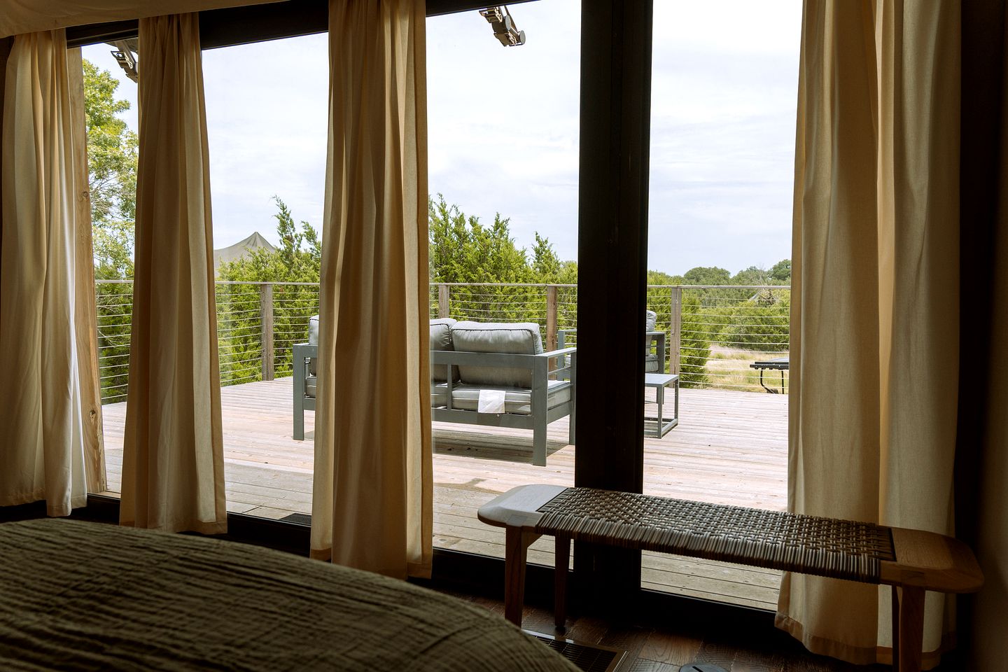 Gorgoeus Glamping Lodge with Spa-Like Bathroom for a Memorable Vacation in Nature in Stonewall, Texas