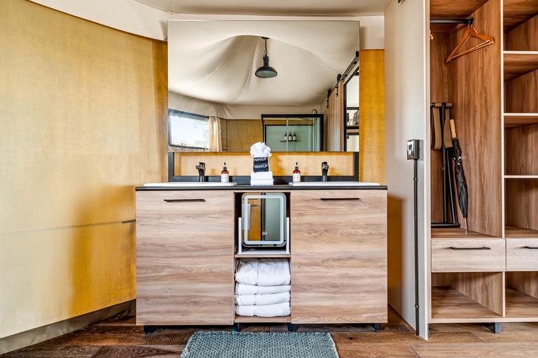 Tented Cabins (United States of America, Stonewall, Texas)