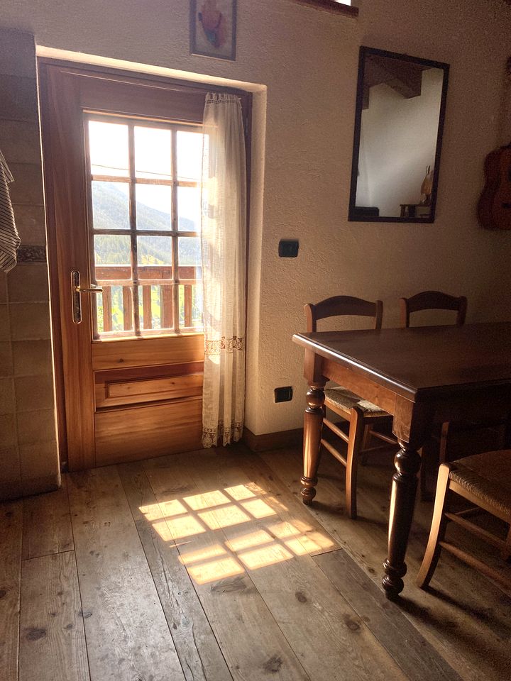 Cozy Rascard in the Alps with Stunning Views for a Peaceful Getaway in Valle d'Aosta, Italy