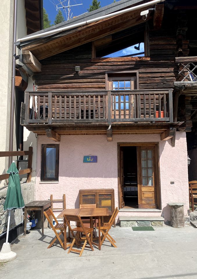 Cozy Rascard in the Alps with Stunning Views for a Peaceful Getaway in Valle d'Aosta, Italy