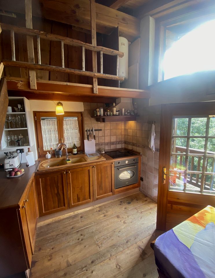 Cozy Rascard in the Alps with Stunning Views for a Peaceful Getaway in Valle d'Aosta, Italy