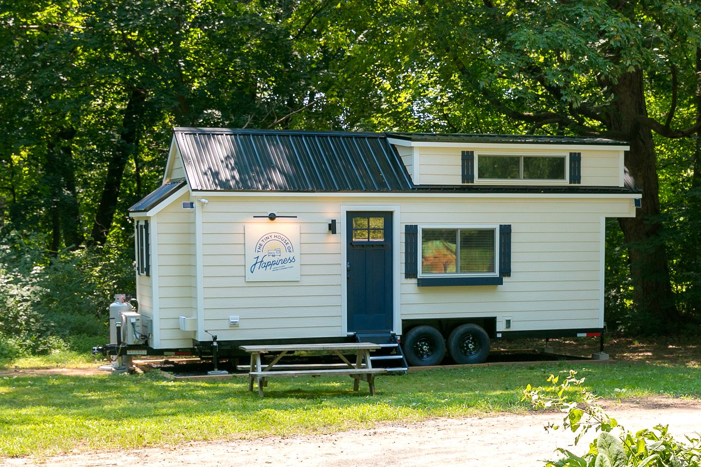 Cozy Tiny House within Historic Botanical Gardens in Philadelphia, Pennsylvania