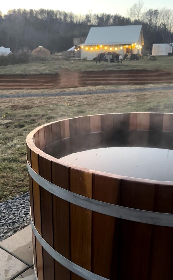 Cozy Canvas Glamping Cabins with Forest Views & Stargazing near Waterfalls in Old Fort, Tennessee