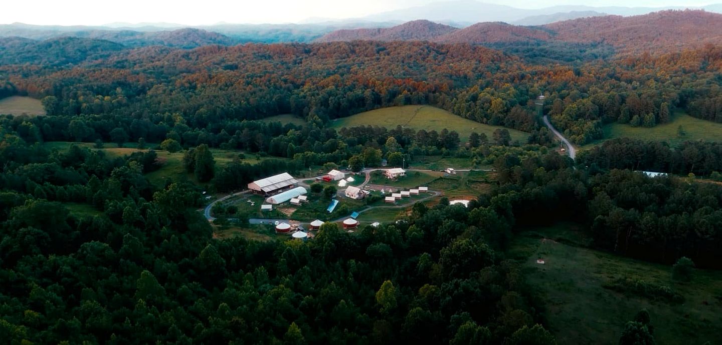 Cozy Canvas Glamping Cabins with Forest Views & Stargazing near Waterfalls in Old Fort, Tennessee