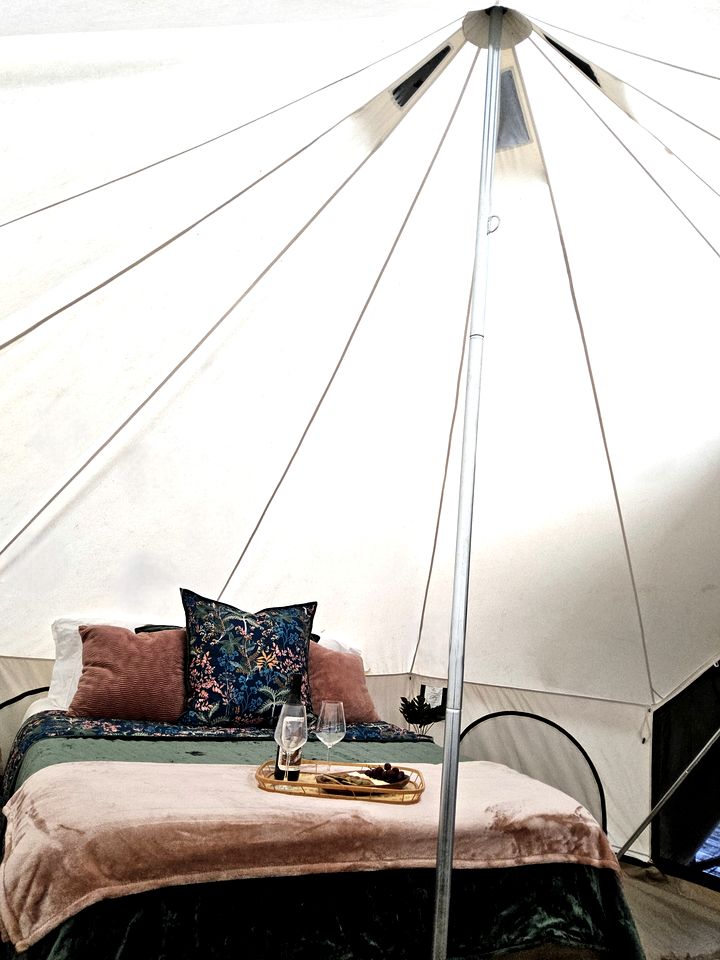 Cozy Bell Tent at an Adults-Only Boutique Outdoor Retreat near Talkeenta, Alaska
