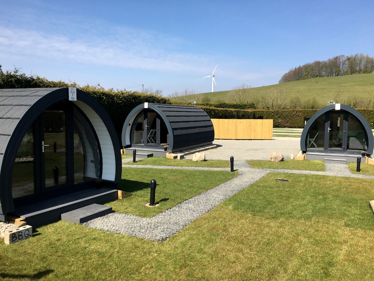 Luxurious Dog-Friendly Pod in the Rolling Countryside of Lancaster for a Unique Glamping Experience in England