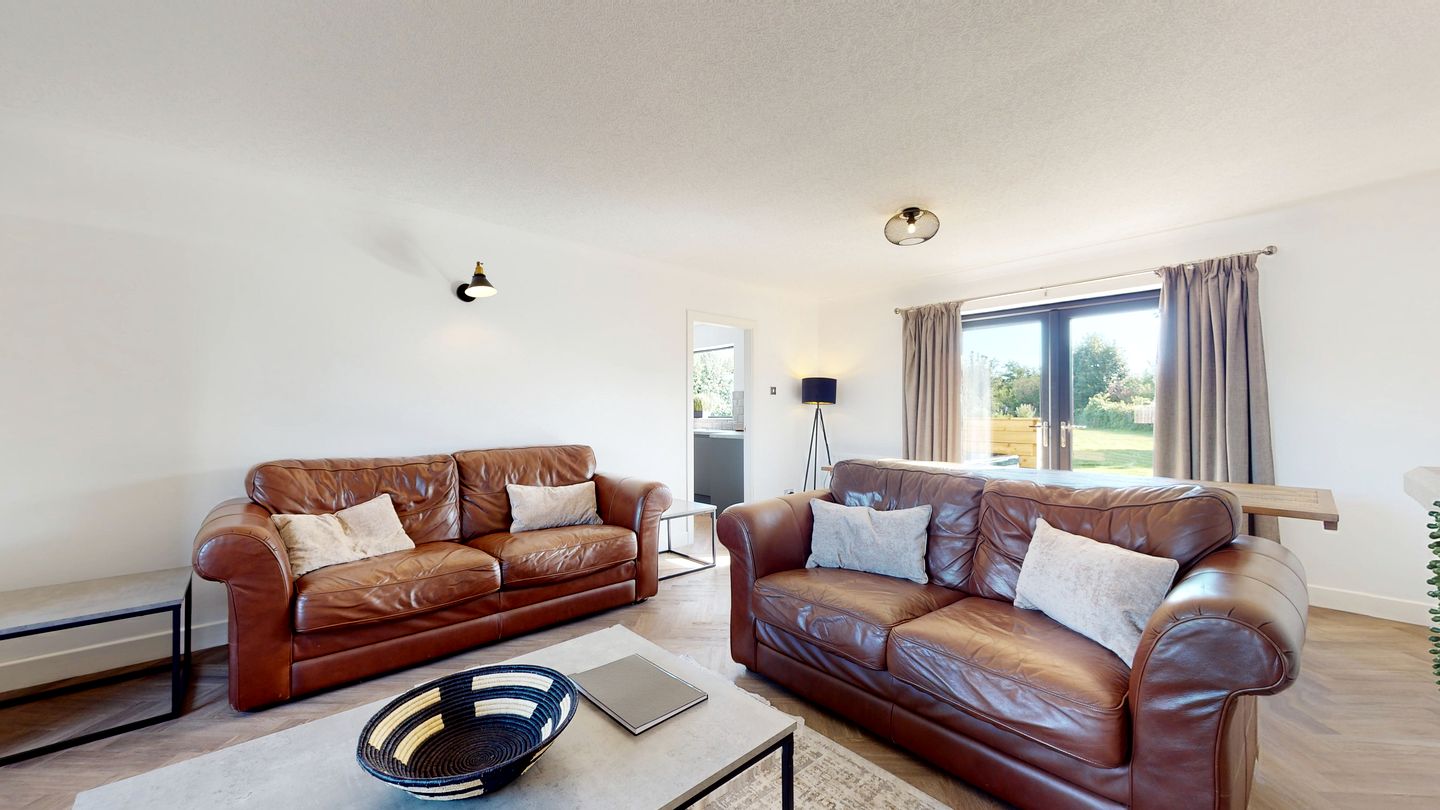 Incredible Holiday Home in the Countryside with Hot Tub and Garden for a Peaceful Getaway in Lancaster, England