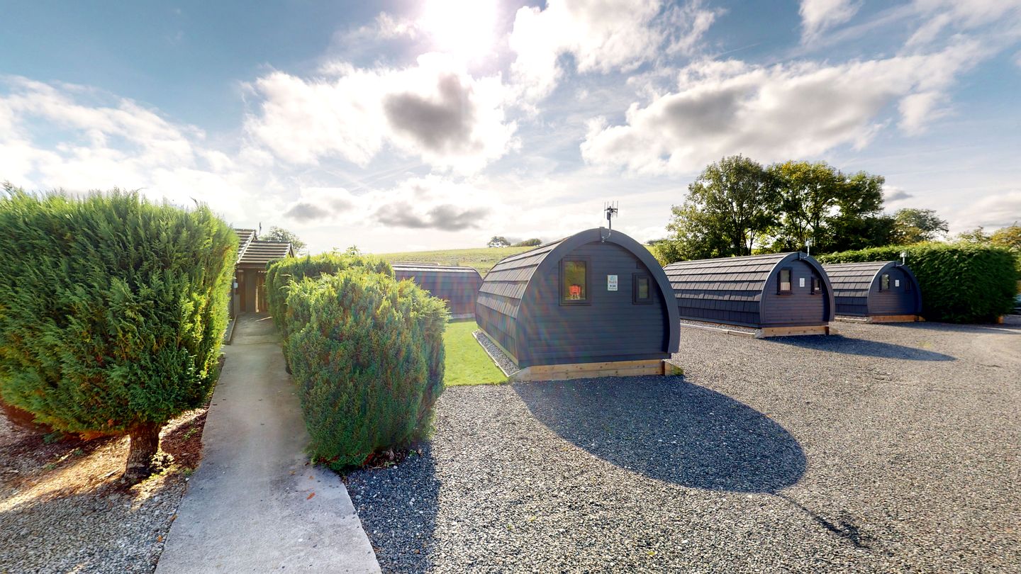 Beautiful Glamping Pod at an Incredible Holiday Park in the Countryside for a Relaxing Escape in Lancaster, England
