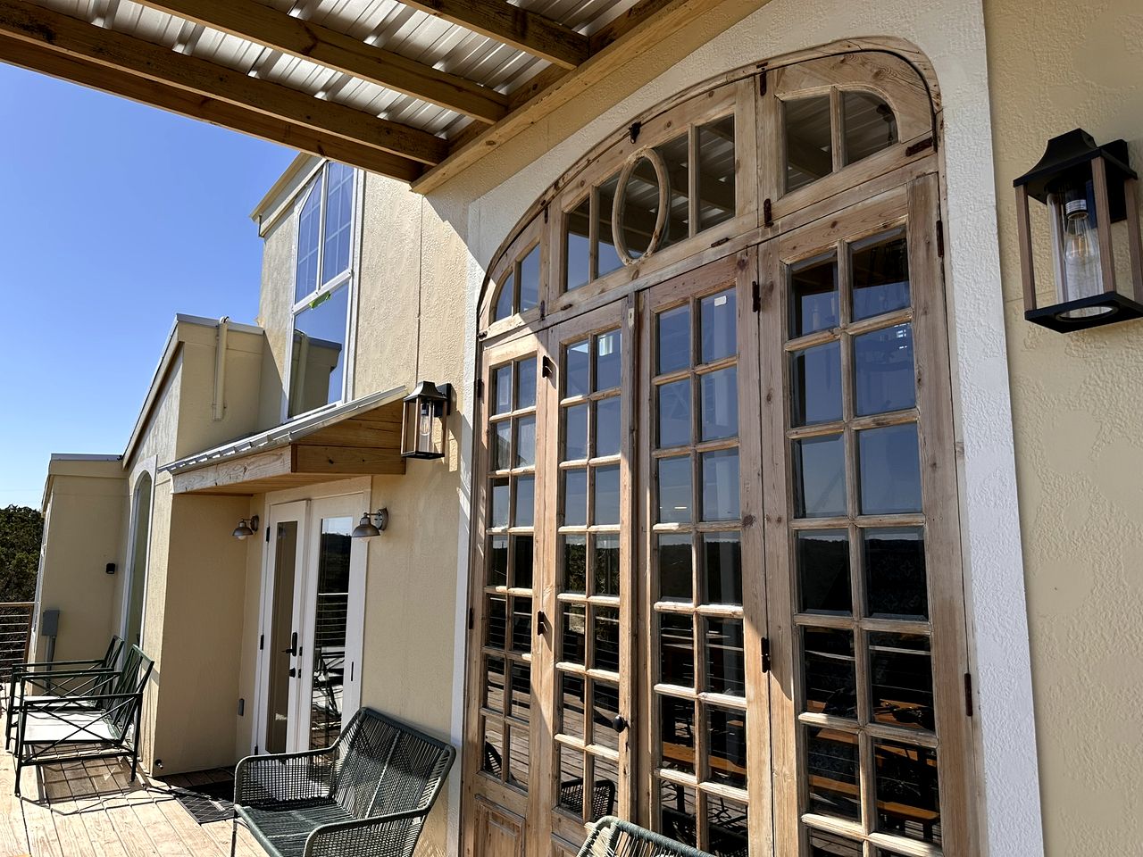 Peaceful Cottage Retreat with Incredible Views in the Hills near Leakey, Texas