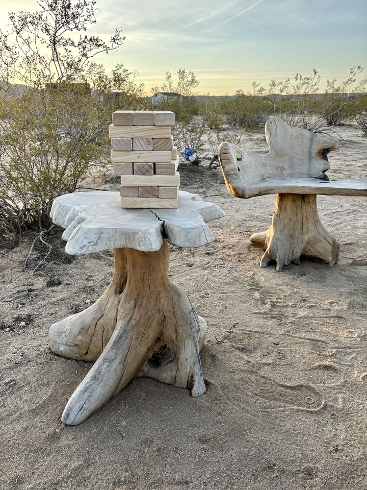 Delightful Cozy Cabin for a Serene Couples Retreat in Joshua Tree, California