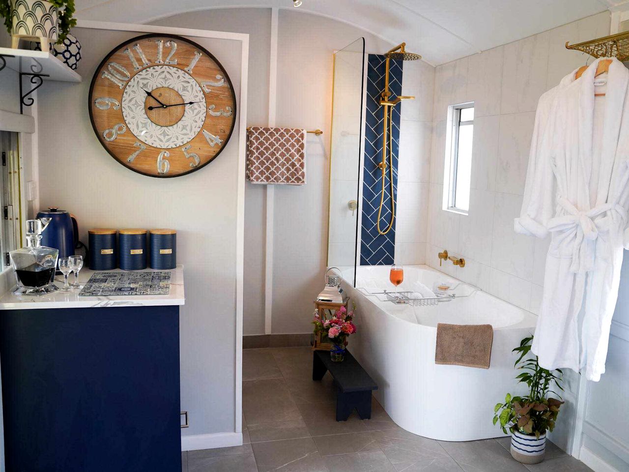 Unique Train Carriage Accommodation for a Memorable Couples Escape in Nature in Yungaburra, Queensland