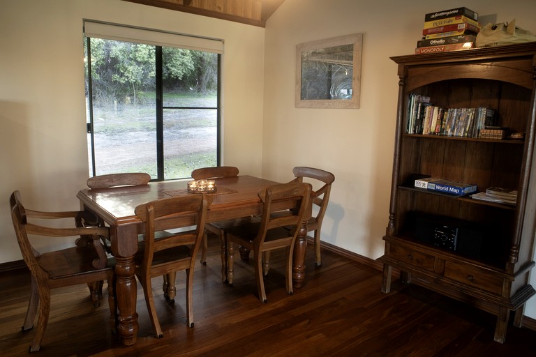 Cabins (Australia, Walpole, Western Australia)