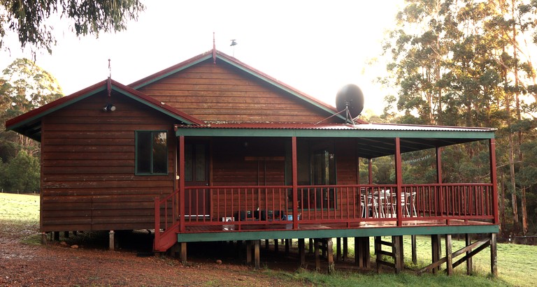 Cabins (Australia, Walpole, Western Australia)