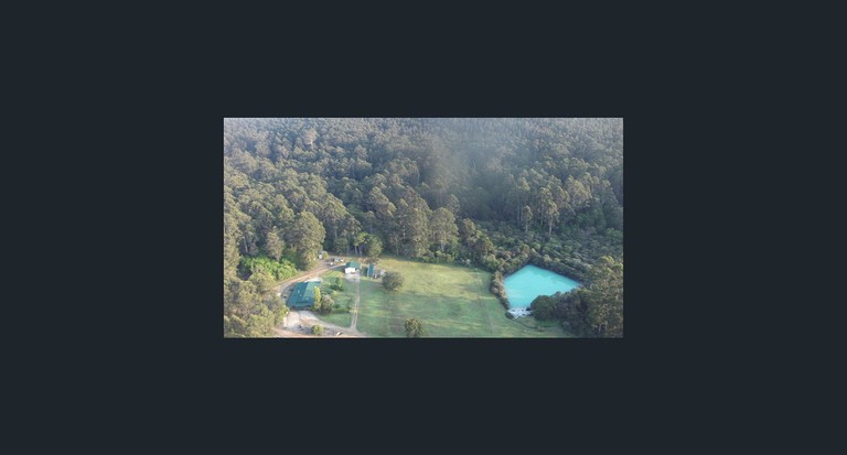 Cabins (Australia, Walpole, Western Australia)