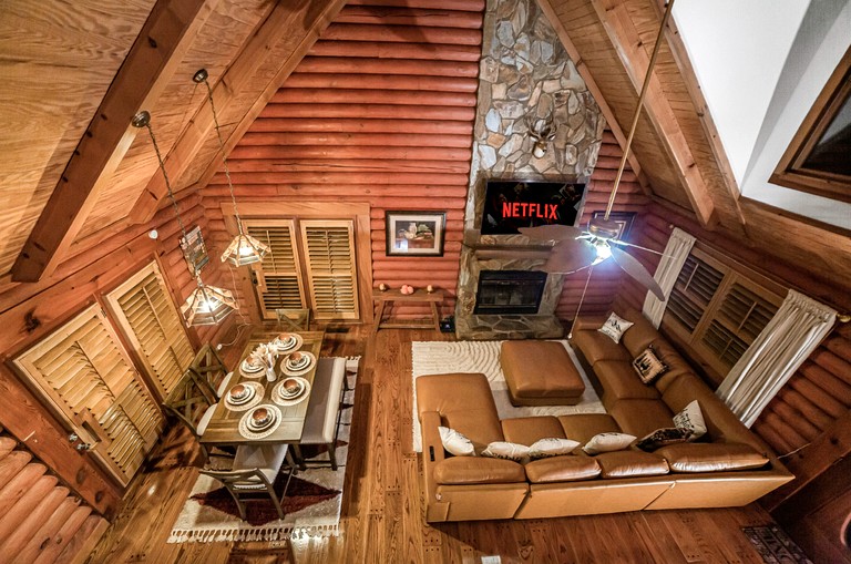 Cabins (United States of America, McDonough, Georgia)