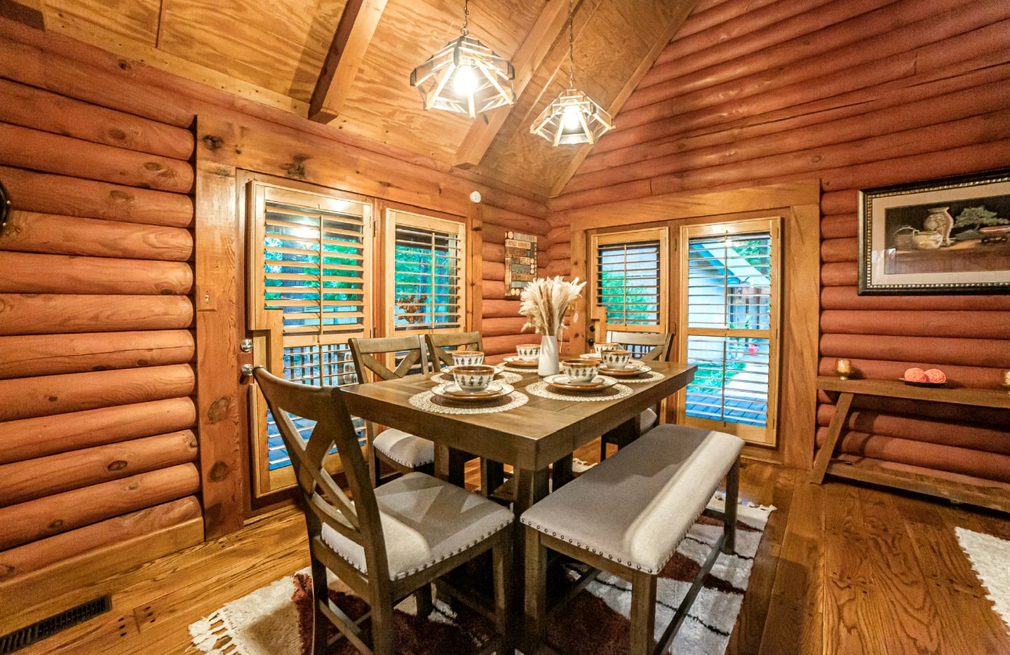 Peaceful Luxurious Cabin with Barrel Sauna, Hot Tub, and Fire Pit for an Amazing Relaxing Getaway in Nature in McDonough, Georgia