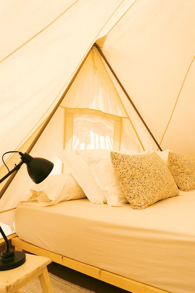 Peaceful Secluded Bell Tent for a Relaxing Romantic Escape near Rogil, Portugal