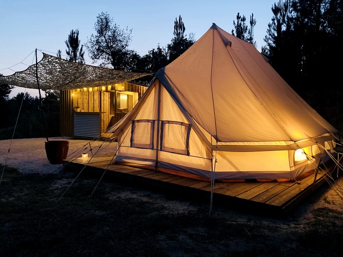 Peaceful Secluded Bell Tent for a Relaxing Romantic Escape near Rogil, Portugal