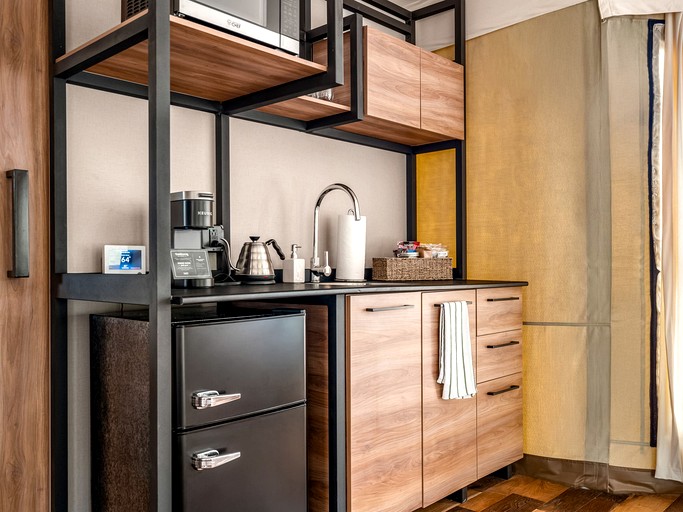 Tented Cabins (United States of America, Stonewall, Texas)