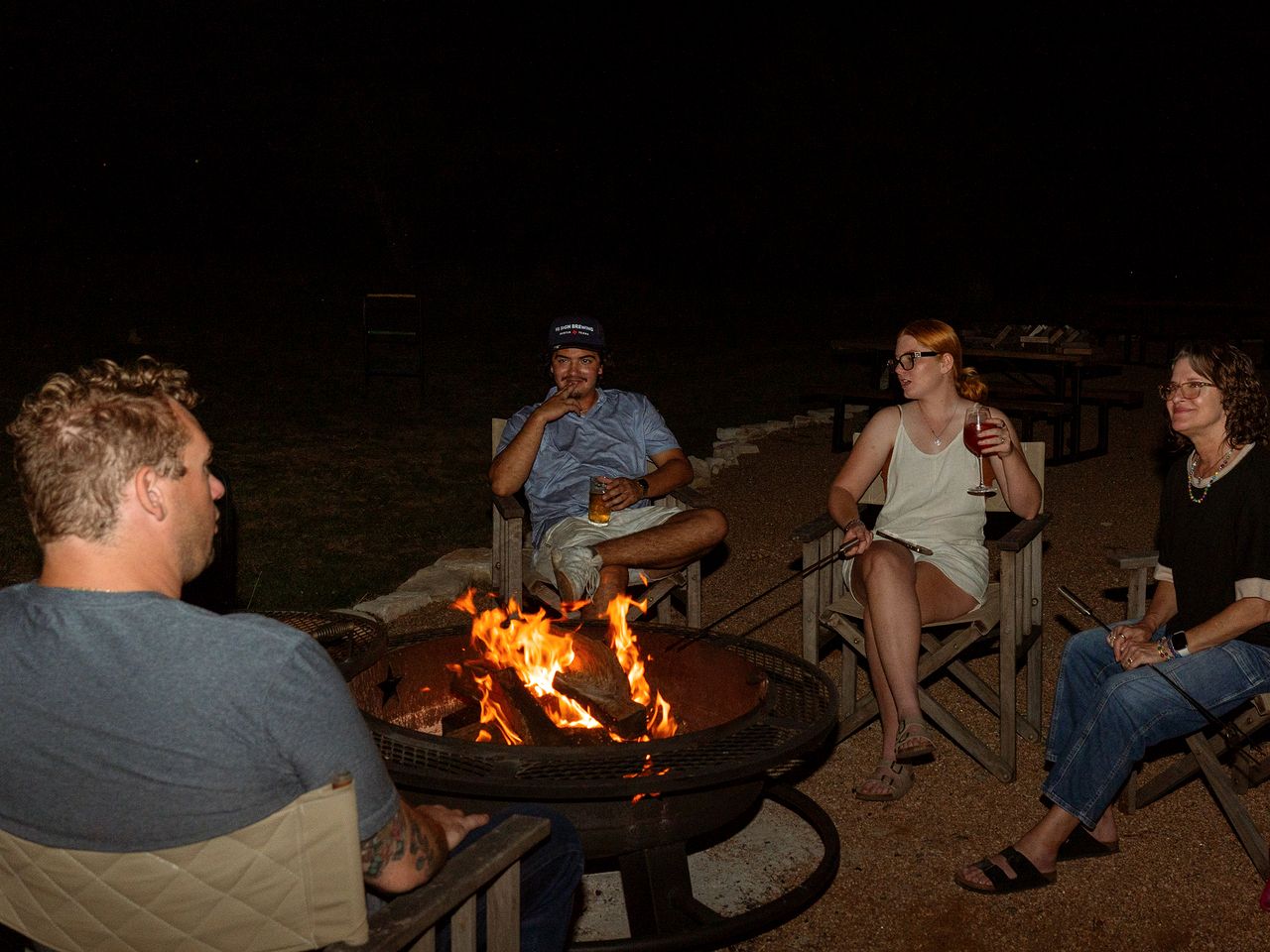 Incredible Glamping Lodge with Spacious Lounge and BBQ on the Wrap-Around Deck in Stonewall, Texas