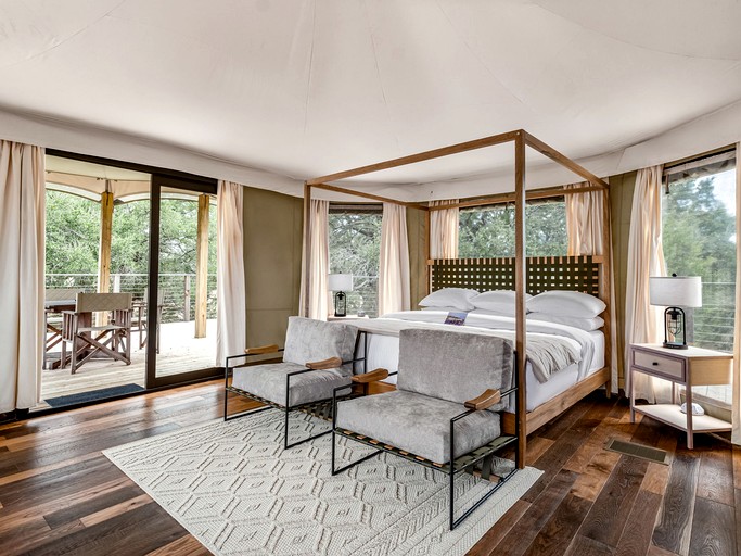 Tented Cabins (United States of America, Stonewall, Texas)