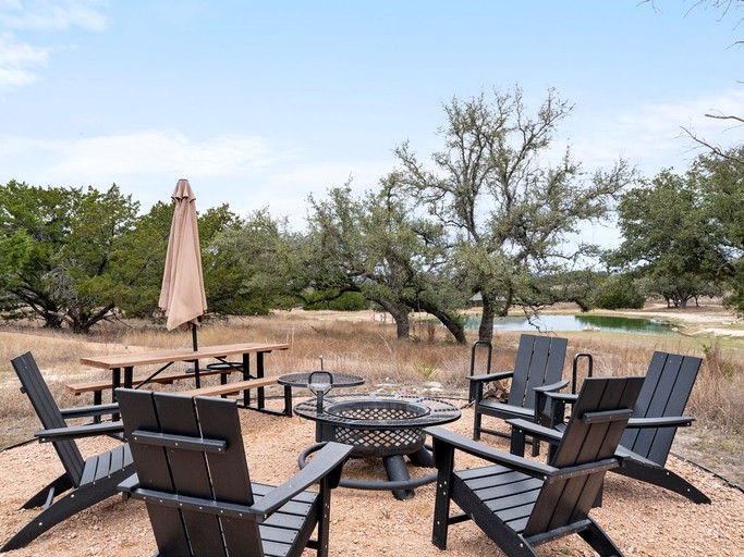 Tented Cabins (United States of America, Stonewall, Texas)