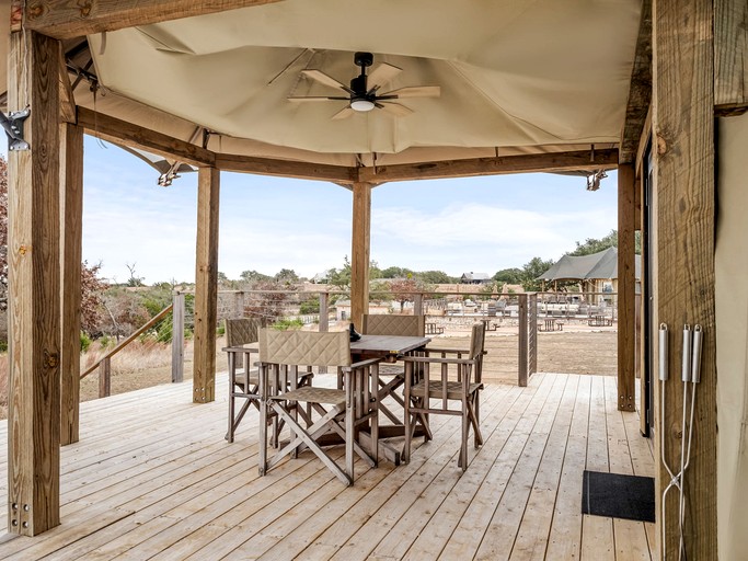 Tented Cabins (United States of America, Stonewall, Texas)