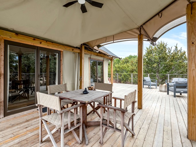 Tented Cabins (United States of America, Stonewall, Texas)