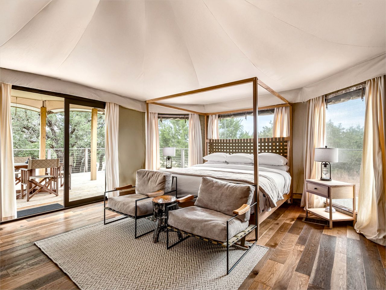 Luxurious Glamping Lodge with Wrap-Around Deck for an Amazing Getaway in Stonewall, Texas