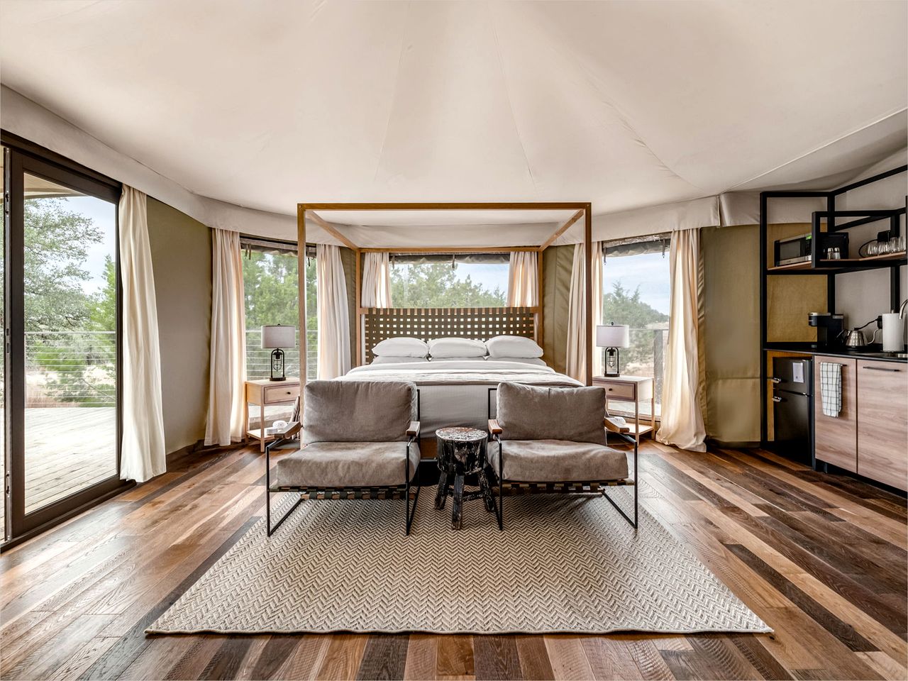 Tented Cabins (United States of America, Stonewall, Texas)