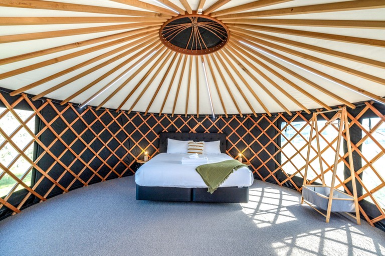 Yurts (New Zealand, --, --)
