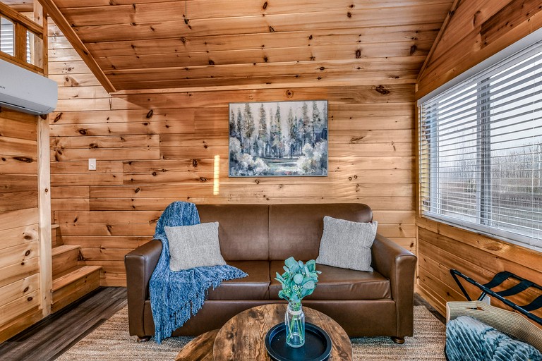 Tiny Houses (United States of America, Sevierville, Tennessee)