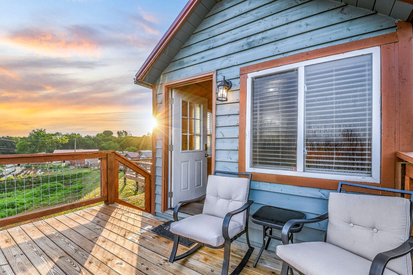 Charming Tiny House by the Great Smoky Mountains National Park in Sevierville, Tennessee