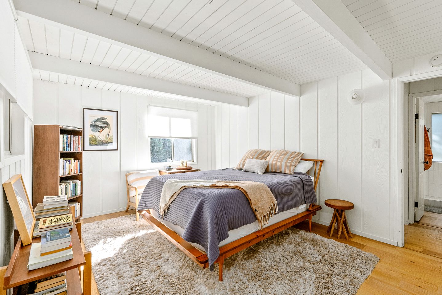 Incredible Modern A-Frame Cabin with Beautiful Deck Surrounded by Trees for an Unforgettable Unique Getaway in Nature in Lake Arrowhed, California