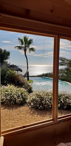 Log Cabins (Spain, --, --)