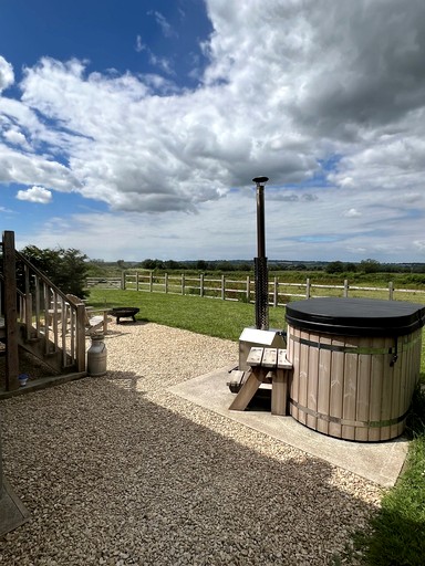 Huts (United Kingdom, Langport, England)
