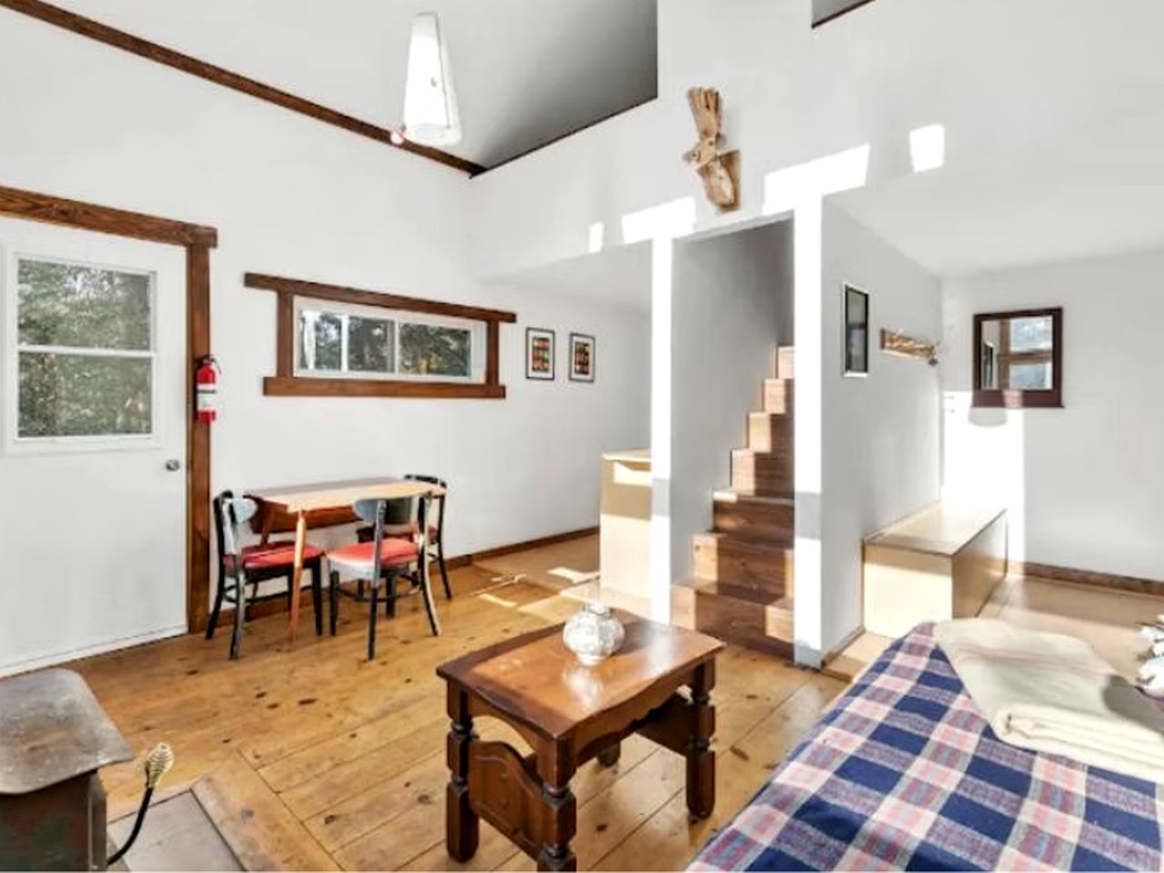 Unique Cabin with Modern Interior Surrounded by Nature for a Peaceful Escape in Harrington, Quebec